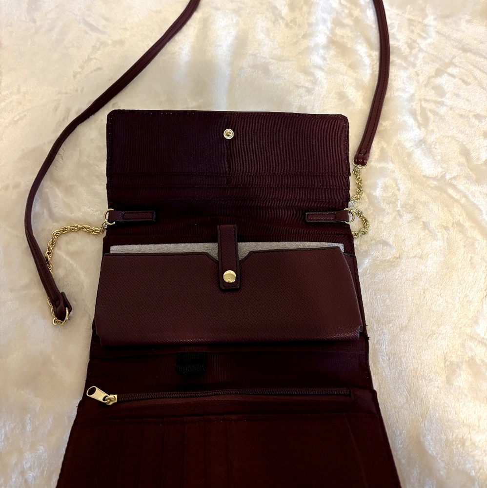 Liz Claiborne small burgundy purse